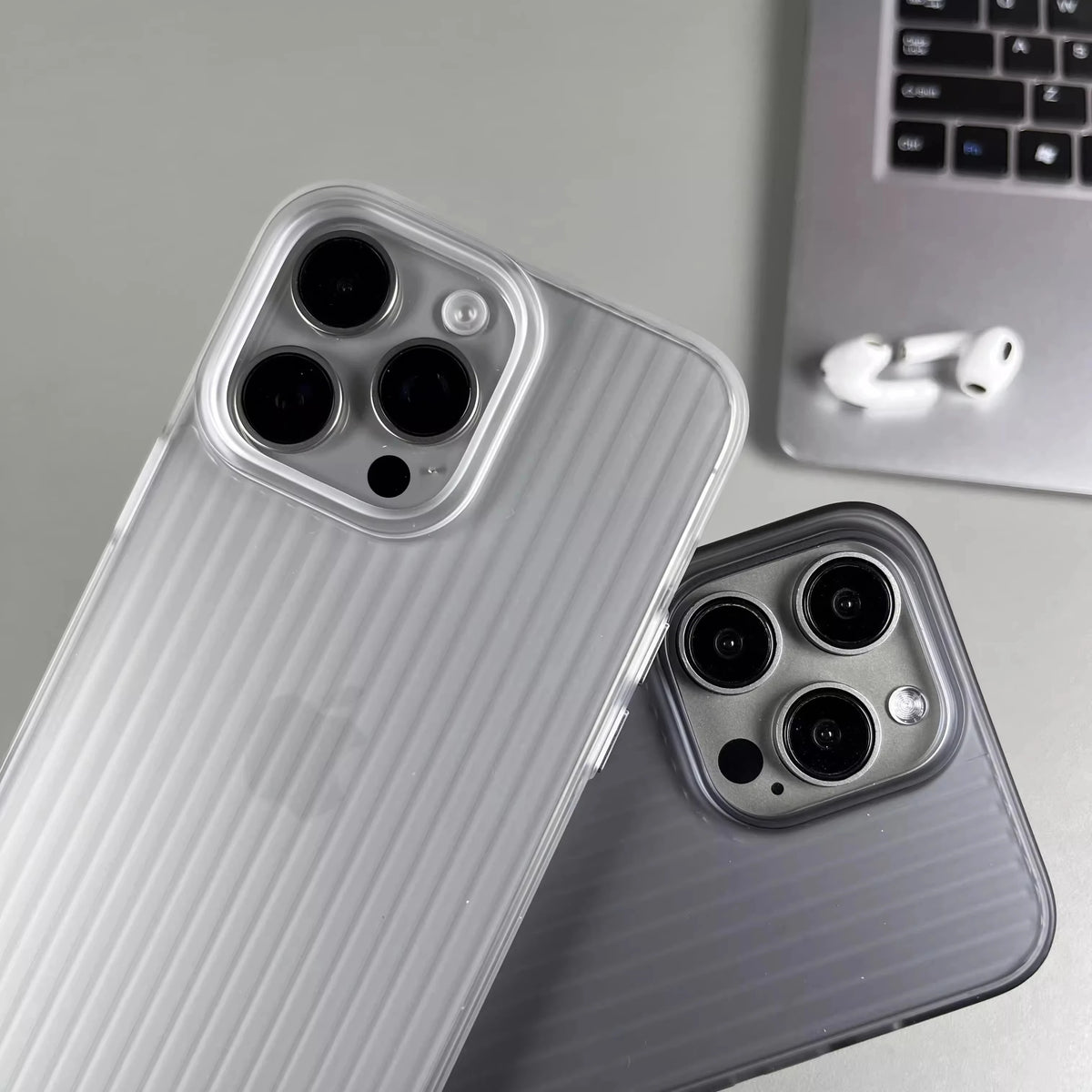 Luxury Bend Wave Anti-Drop Case for iPhone 15 Pro & iPhone 15 Pro Max