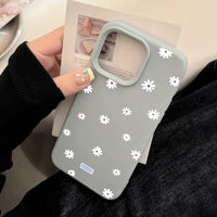 Cute Daisy Flower Silicone Case for iPhone 17